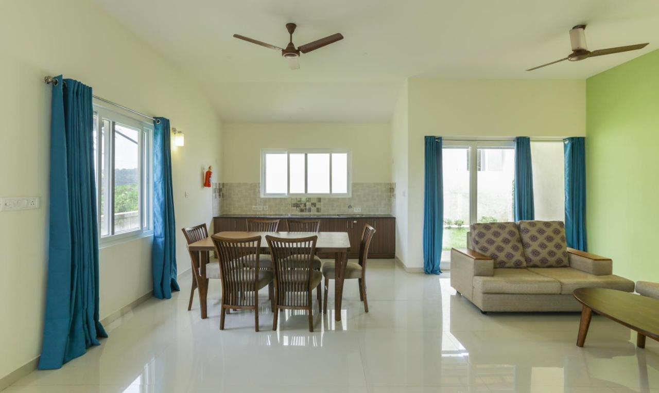 Treebo Laa Gardenia Resort, Nilavoor Lake เยลาคีรี ภายนอก รูปภาพ